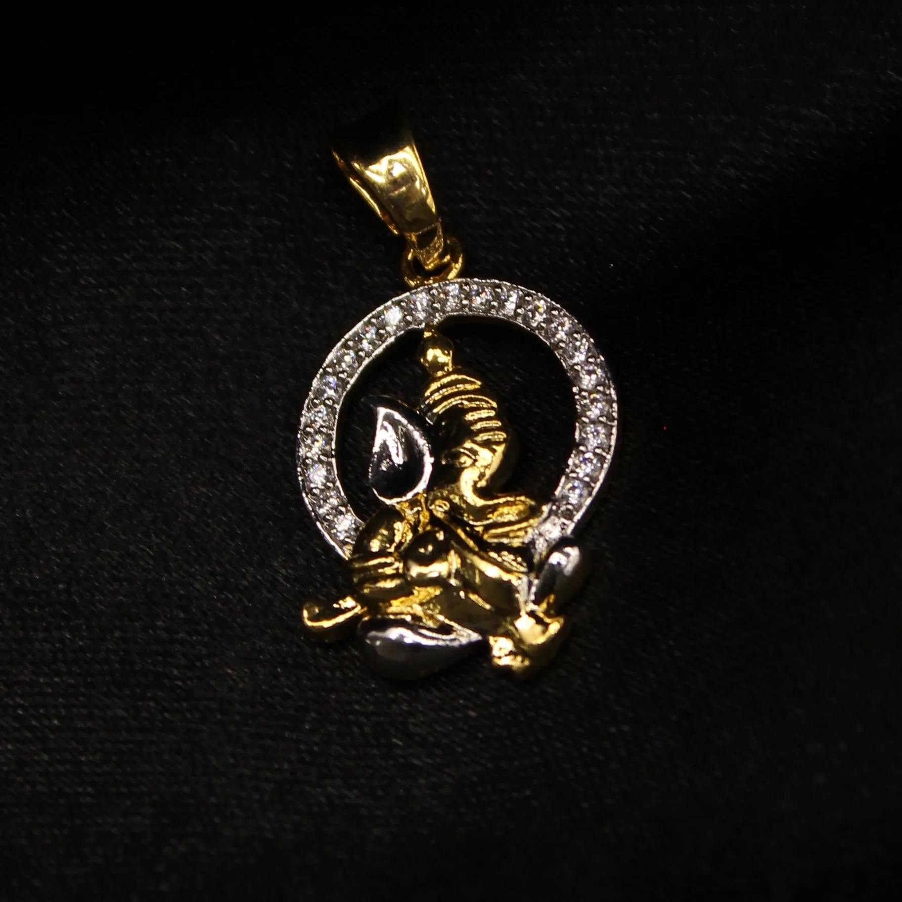 BAL GANESHA PENDANT