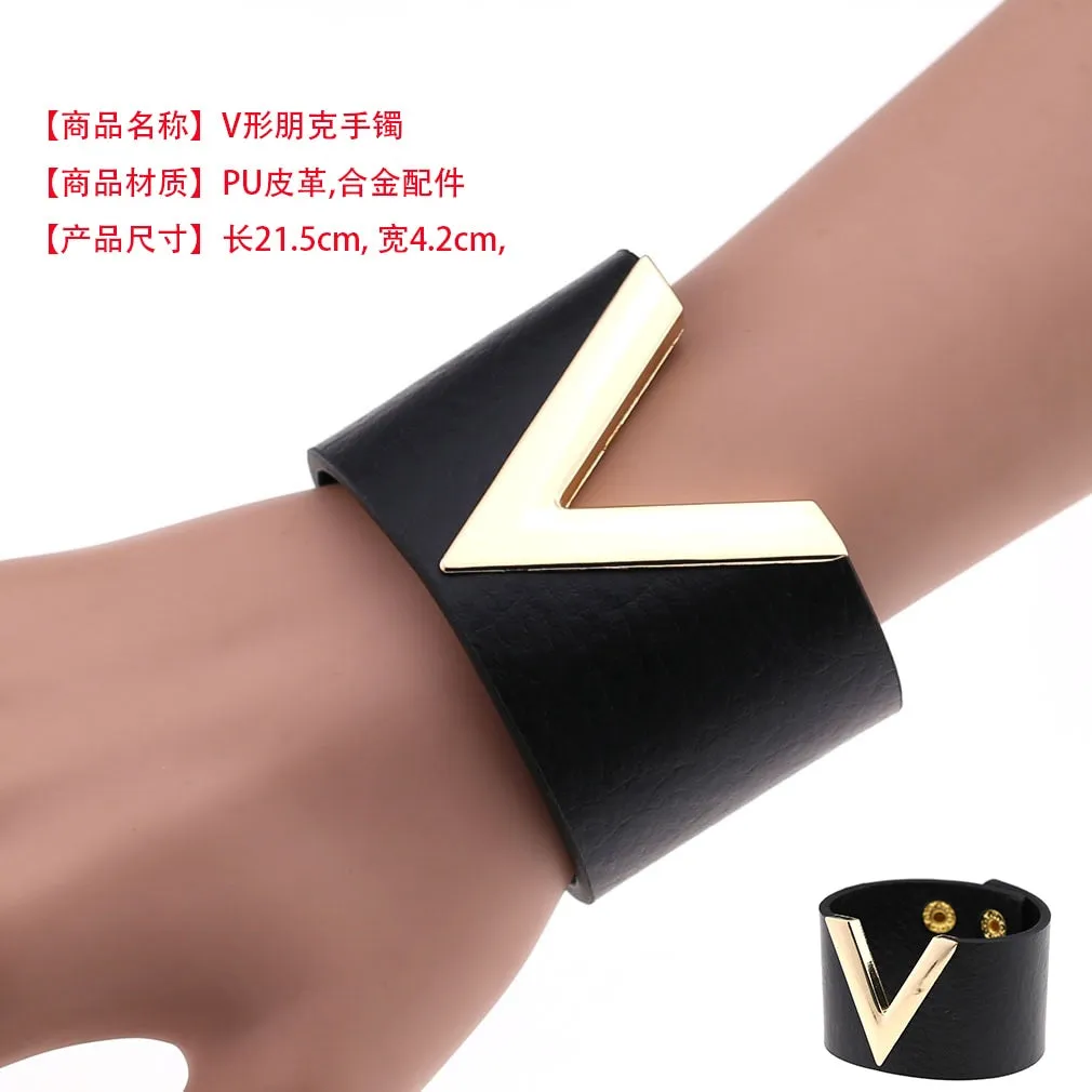 Black Leather Wristband Bracelet Cuff goth gothic bar punk bracelets women men armbands cosplay can be adjusted jewelry