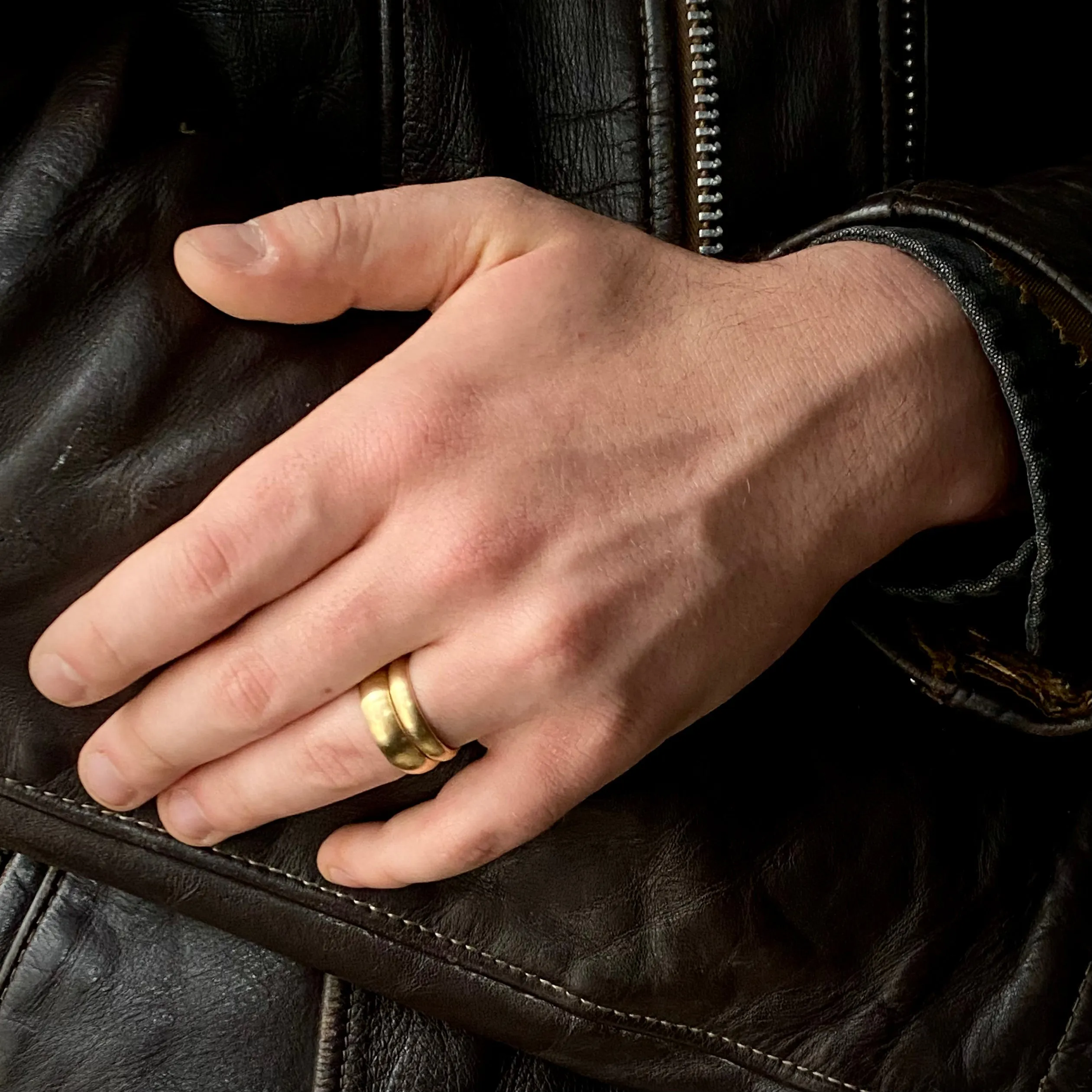 Metier Modern 14kt Yellow Gold Classic Band - 6mm